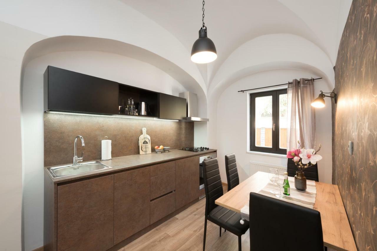 Royal Vega Apartment Ljubljana Kültér fotó
