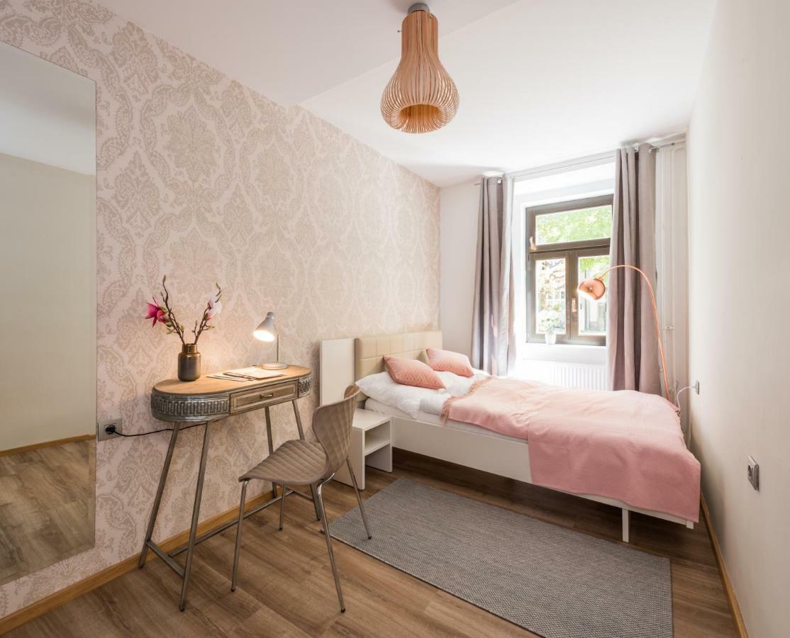 Royal Vega Apartment Ljubljana Kültér fotó