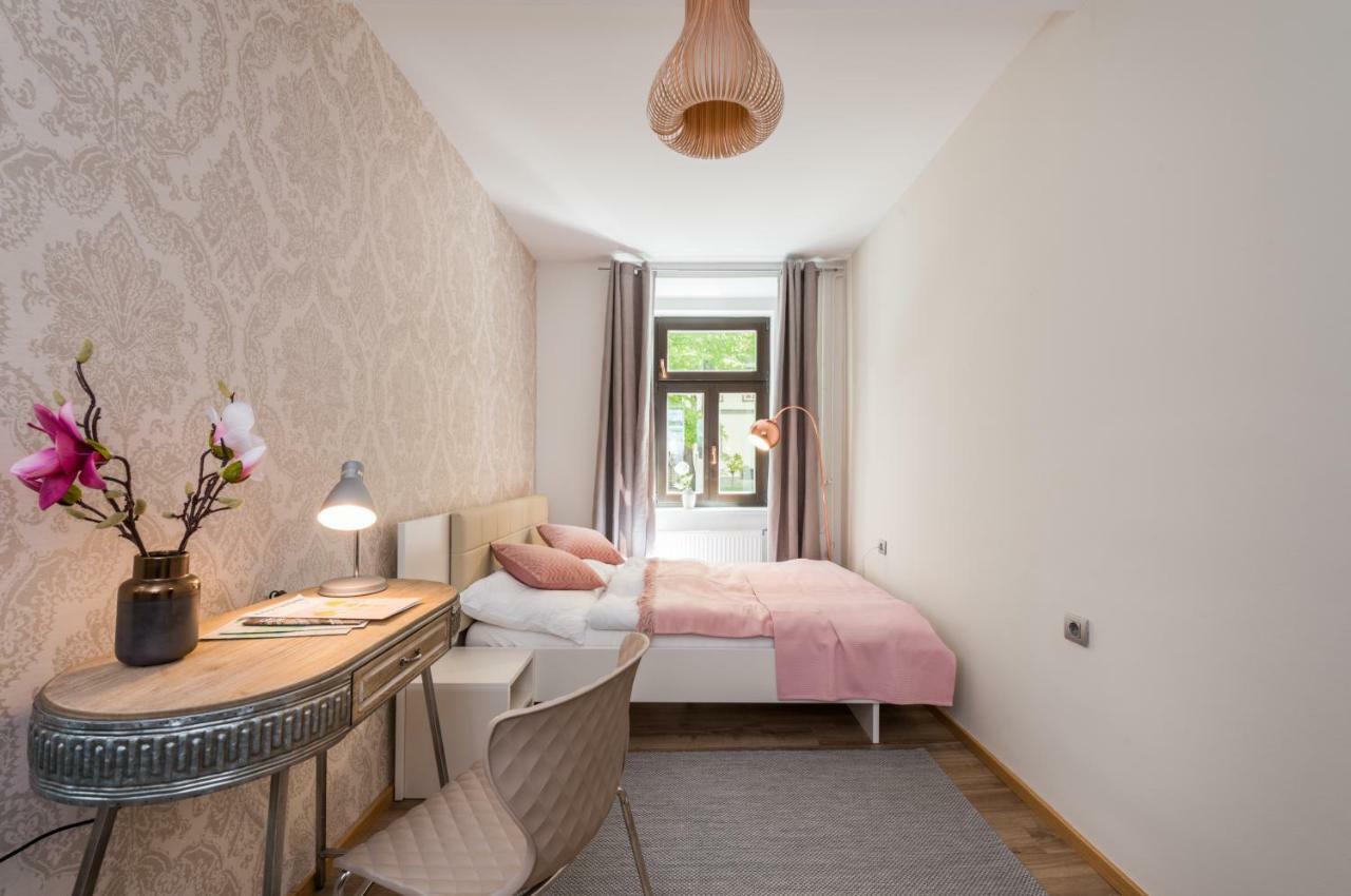 Royal Vega Apartment Ljubljana Kültér fotó
