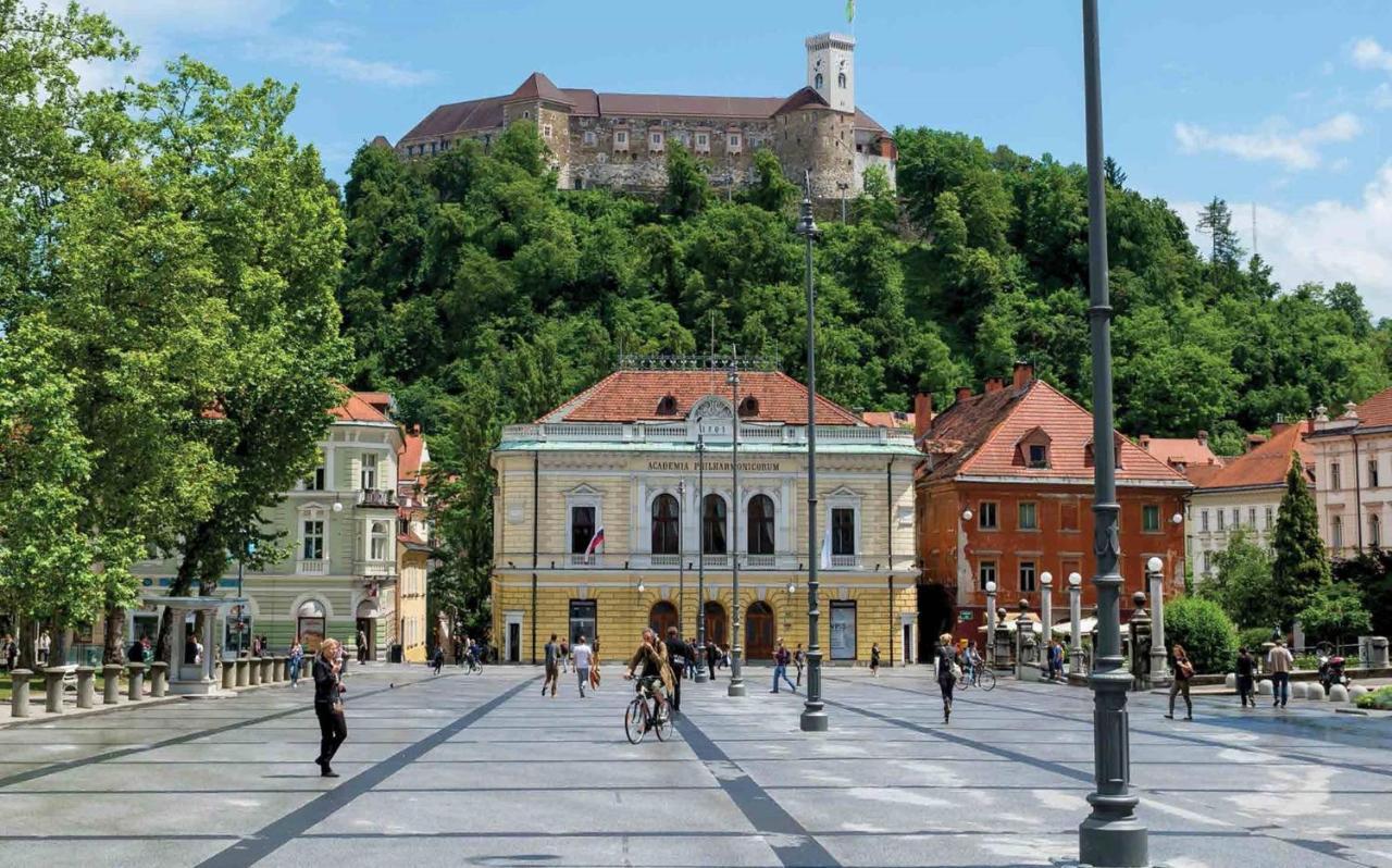 Royal Vega Apartment Ljubljana Kültér fotó