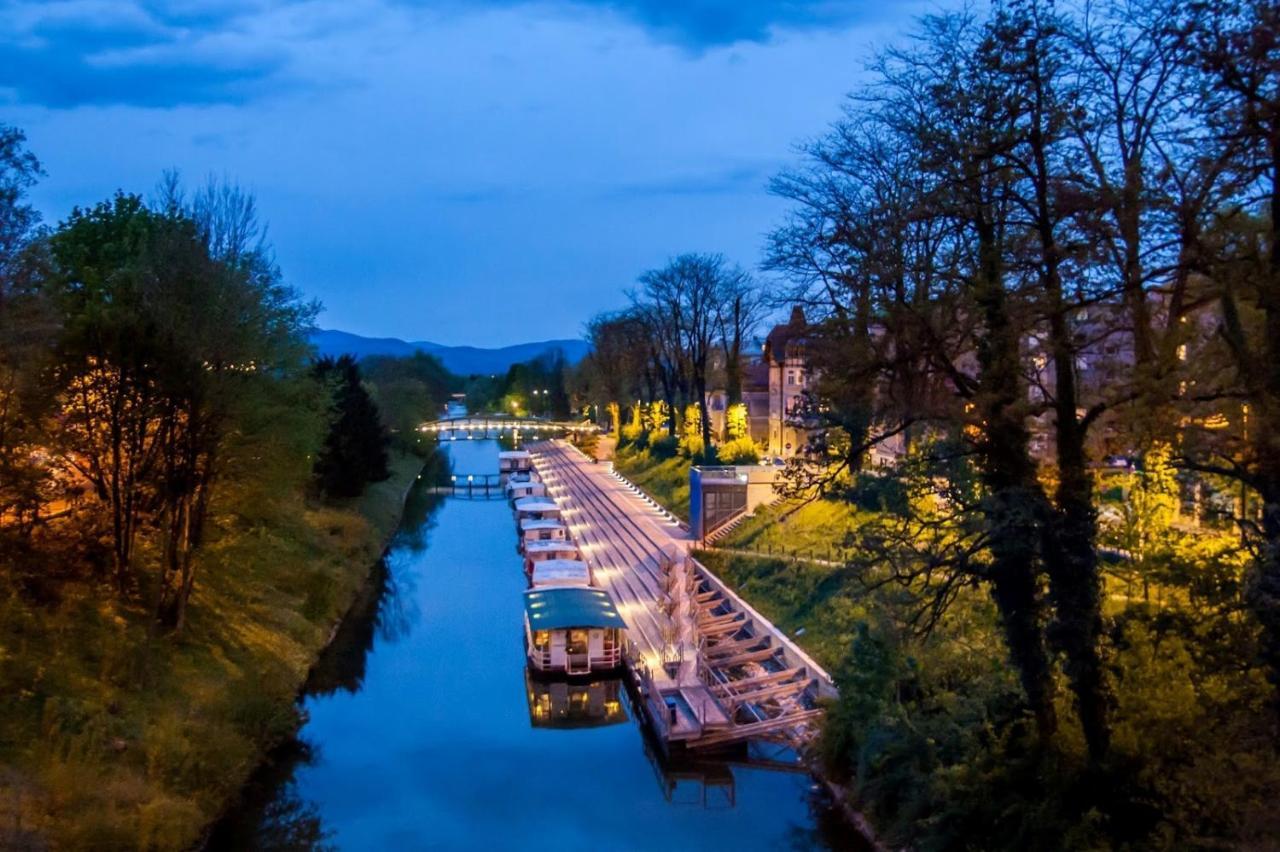 Royal Vega Apartment Ljubljana Kültér fotó